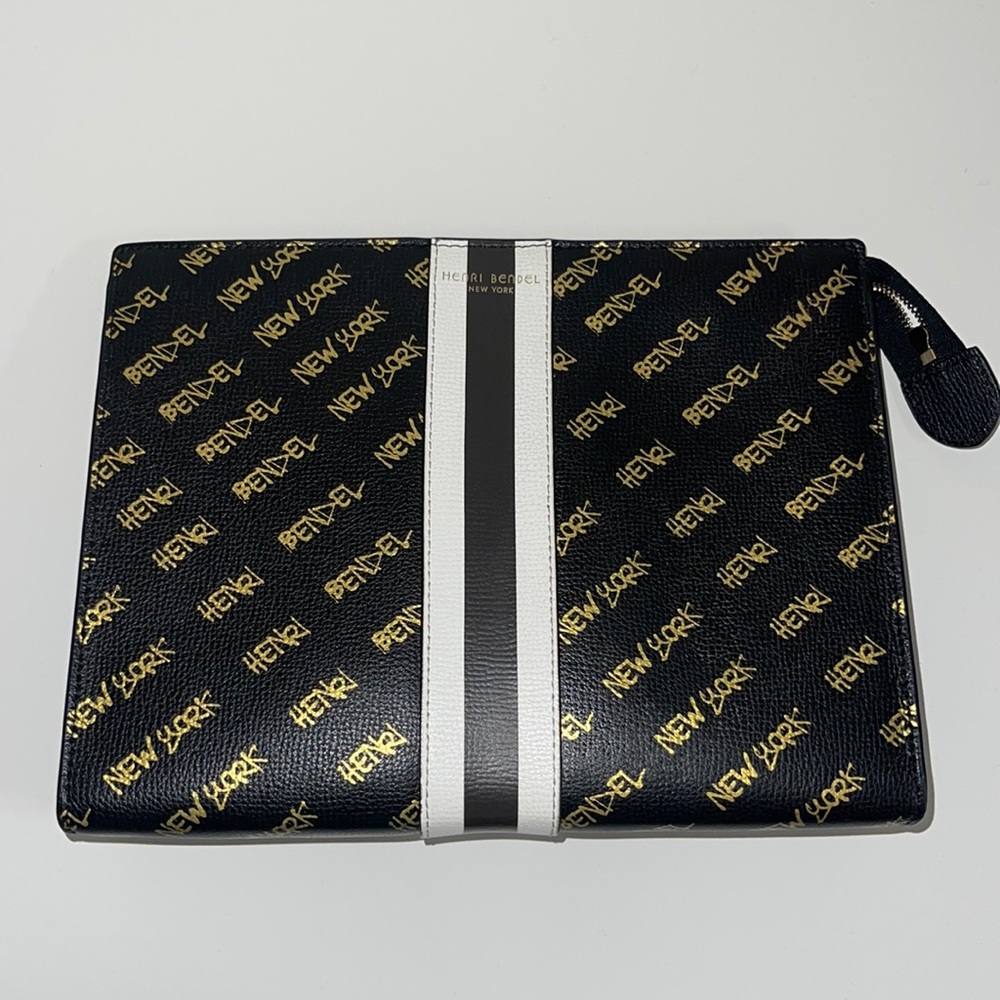 Henri Bendel Pouch